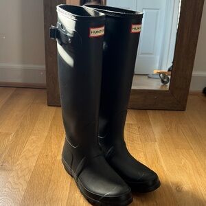 Hunter Classic Black Rain Boots